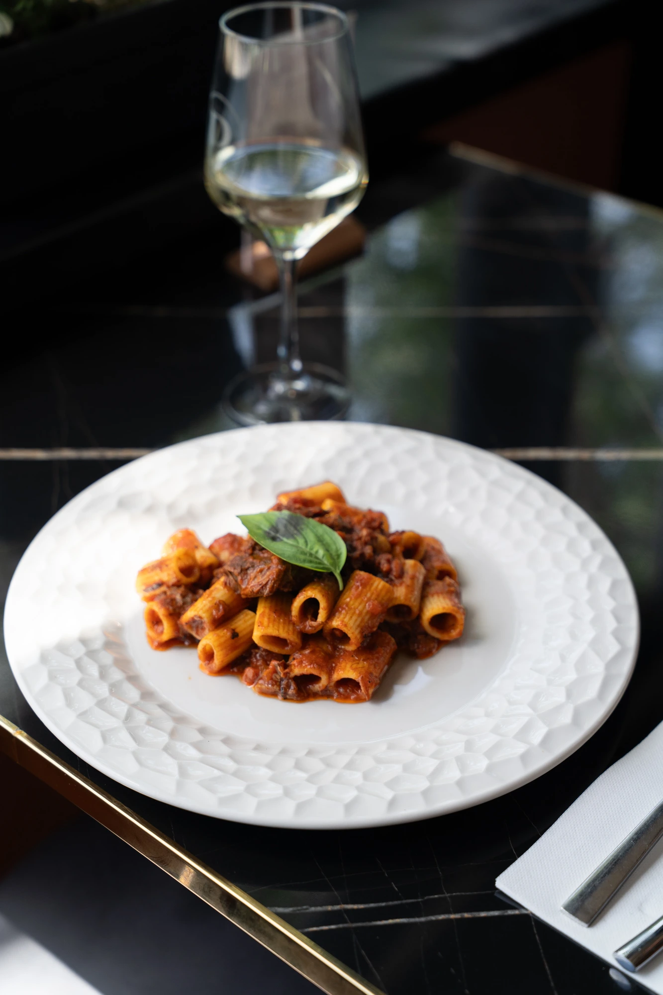 Rigatoni al ragú napolitano